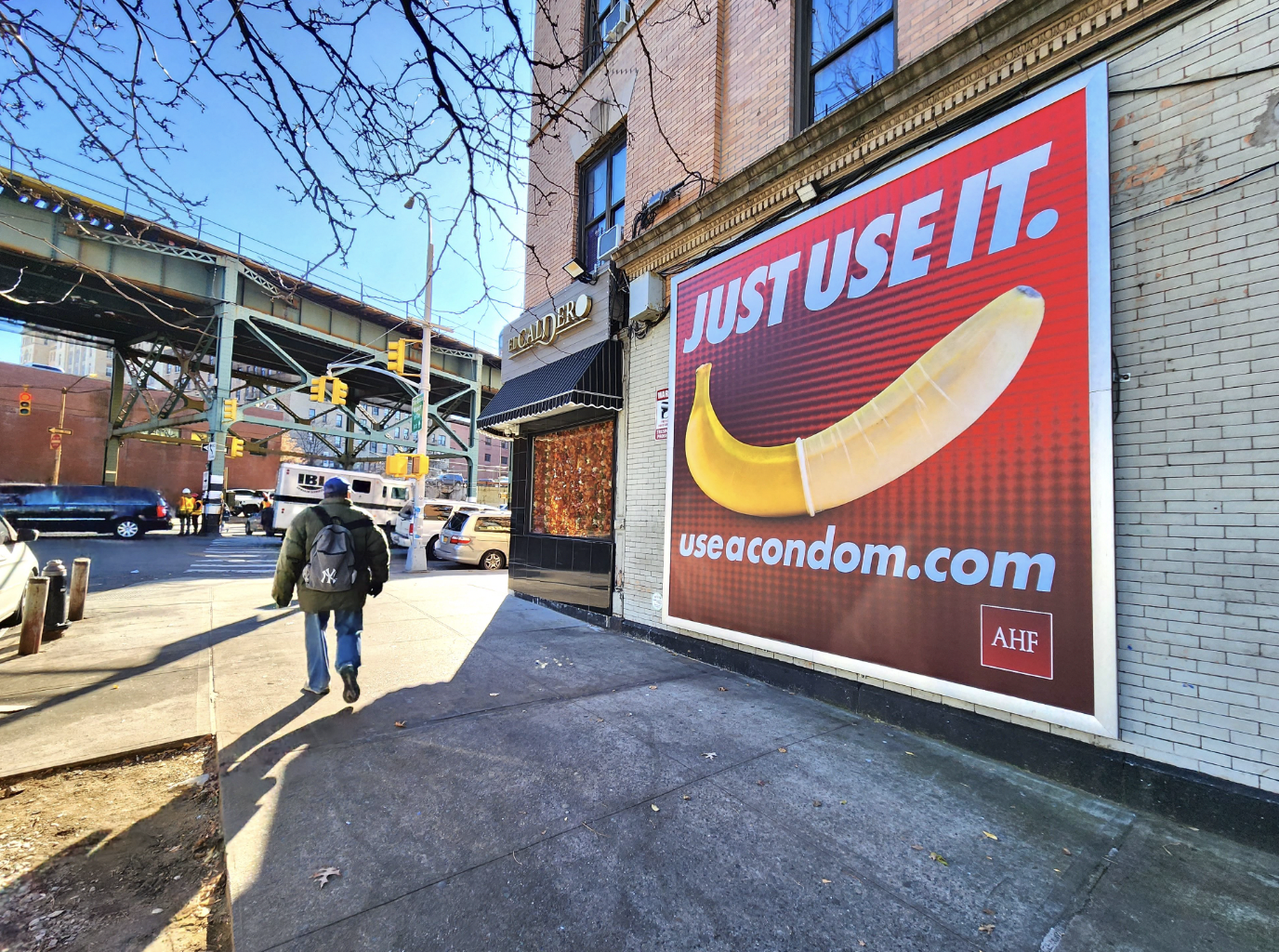 Imagem em destaque para os anúncios de preservativos da AHF que fazem sucesso em Nova York.