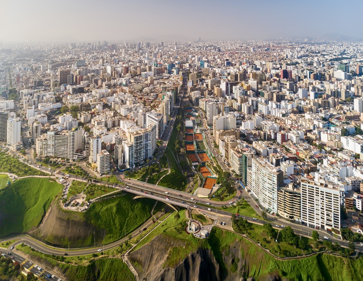 Featured image for “Above Lima, Transgender Youth Build Community and Care”